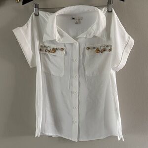 Cato White Short-Sleeve Button-Down Shirt with Gold Bead Accents